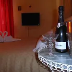 ホテル Amici Miei *