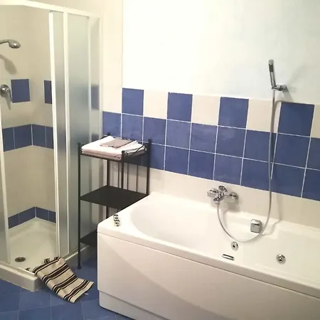 Amici Miei Марина-Ромеа