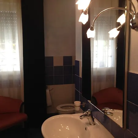 Amici Miei Hotell *